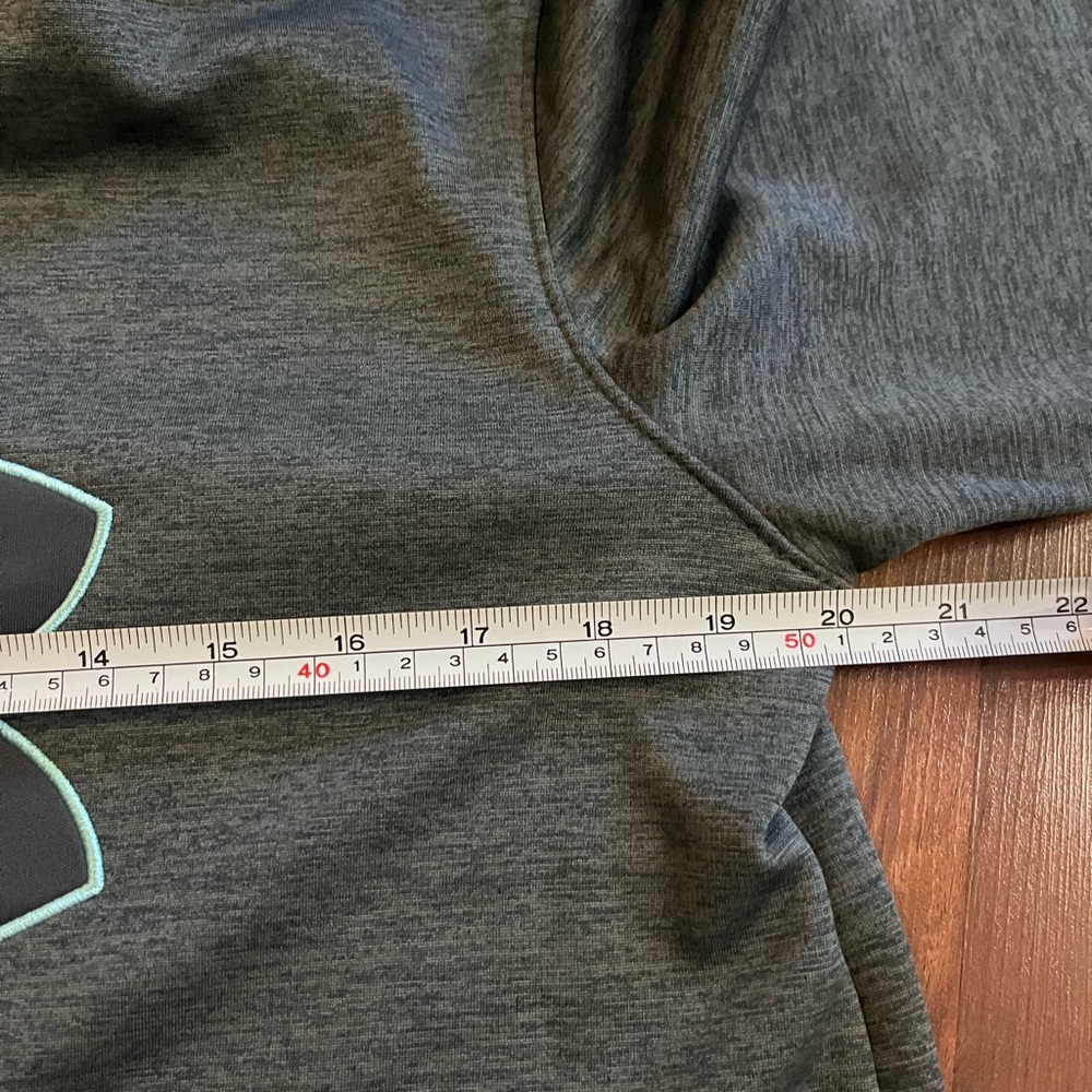 3/$20 ☀️ BNWOT Under Armour Fleece Lined Hoodie - Picture 8 of 8